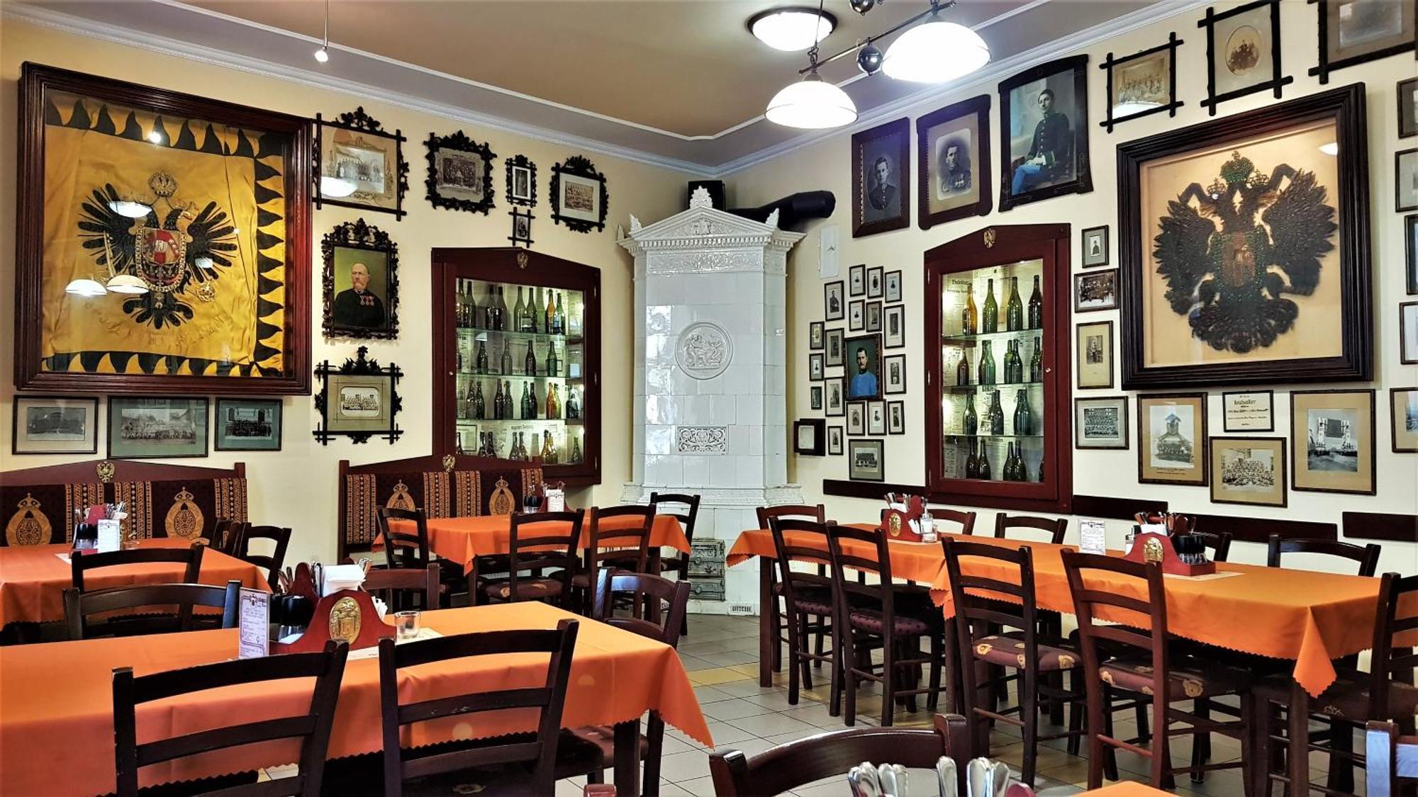 Hotel Cisar Ferdinand Loket Bagian luar foto