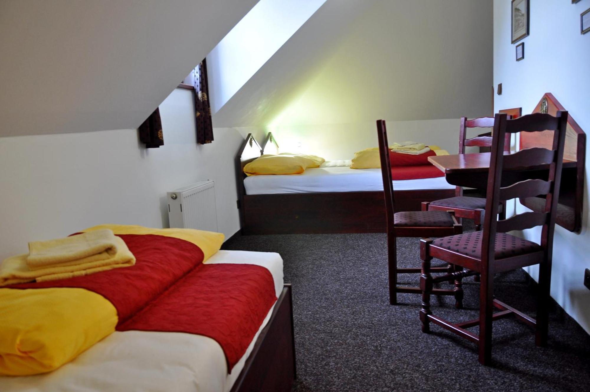 Hotel Cisar Ferdinand Loket Ruang foto