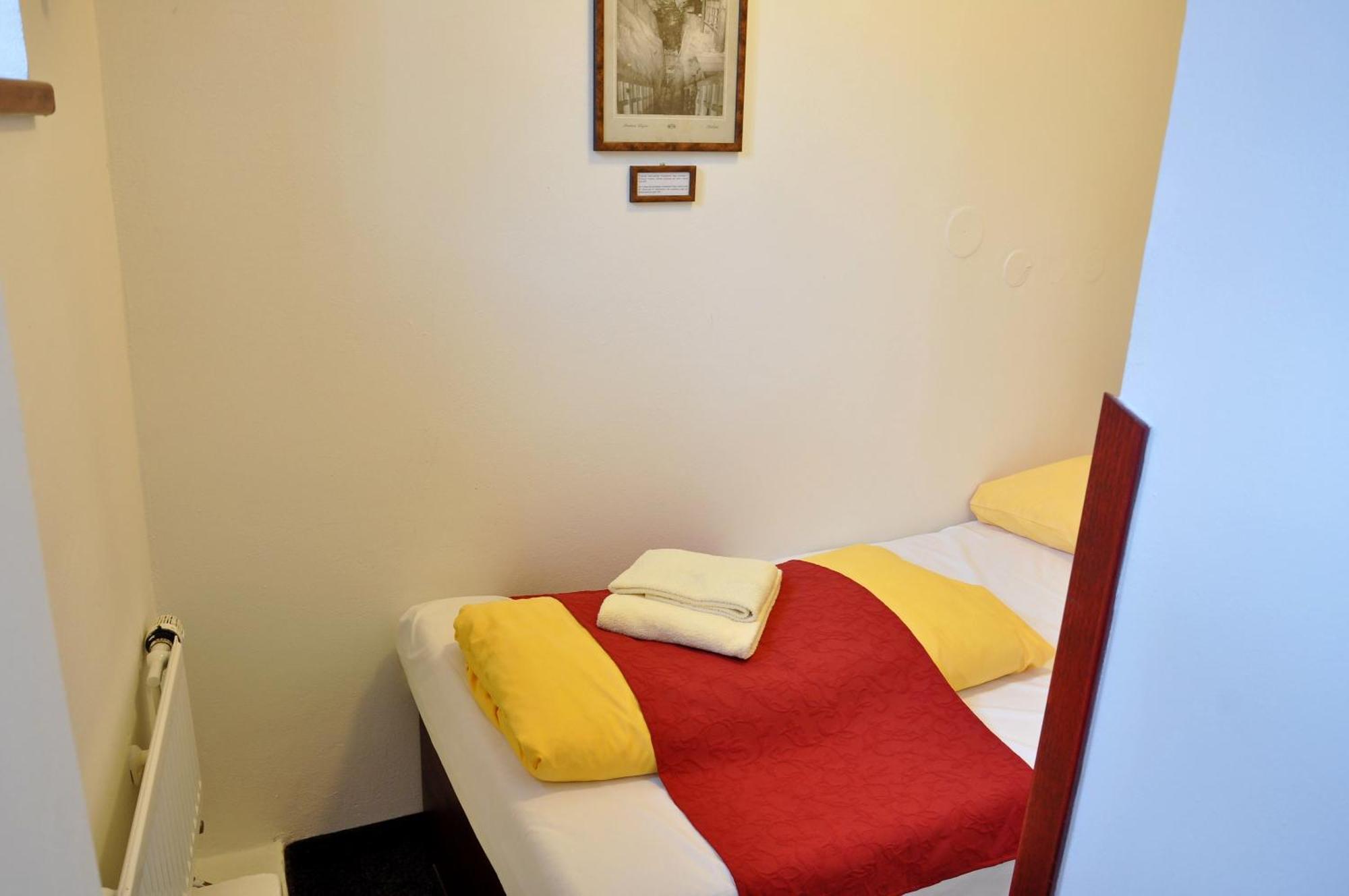 Hotel Cisar Ferdinand Loket Ruang foto