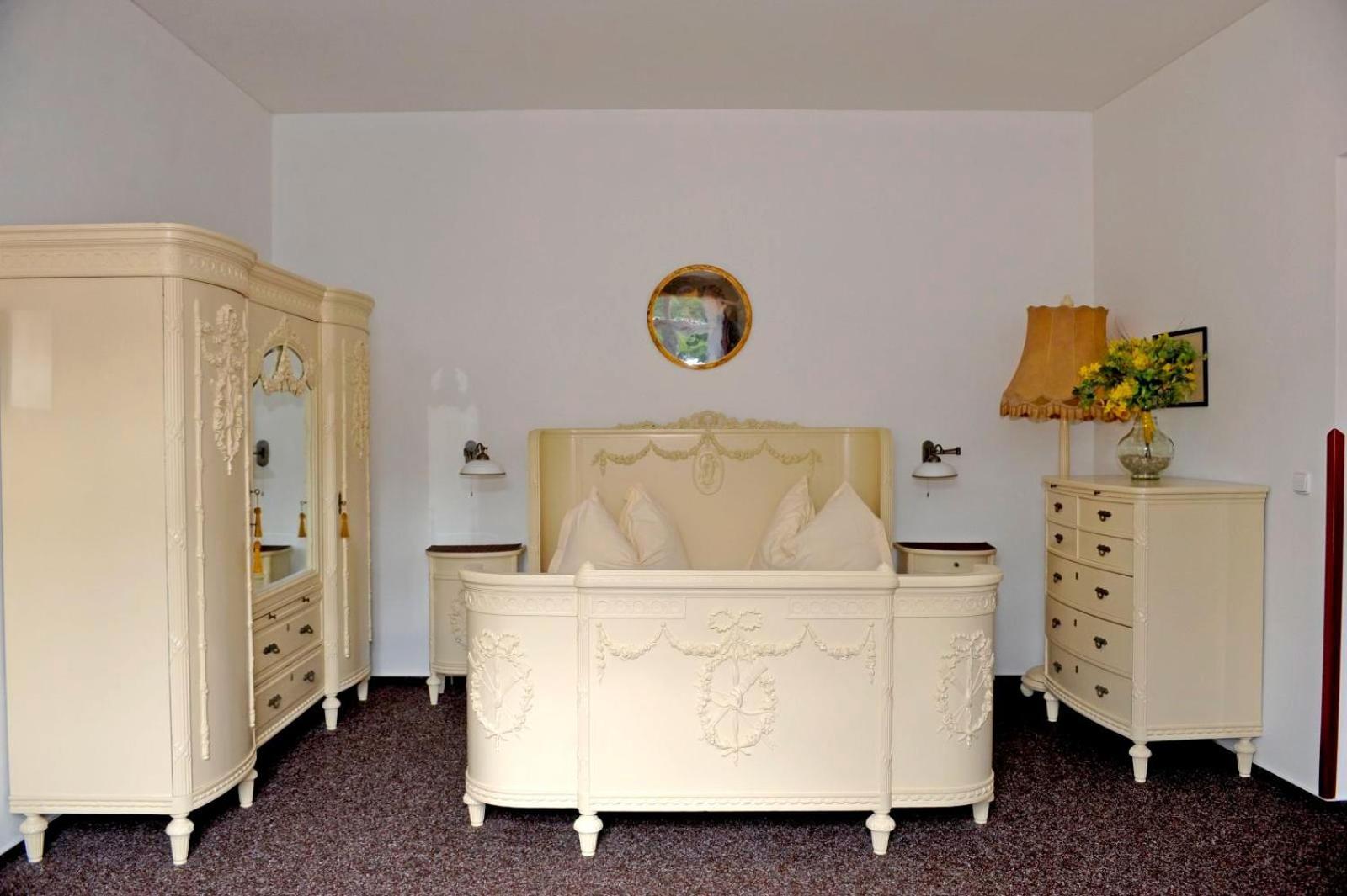 Hotel Cisar Ferdinand Loket Ruang foto