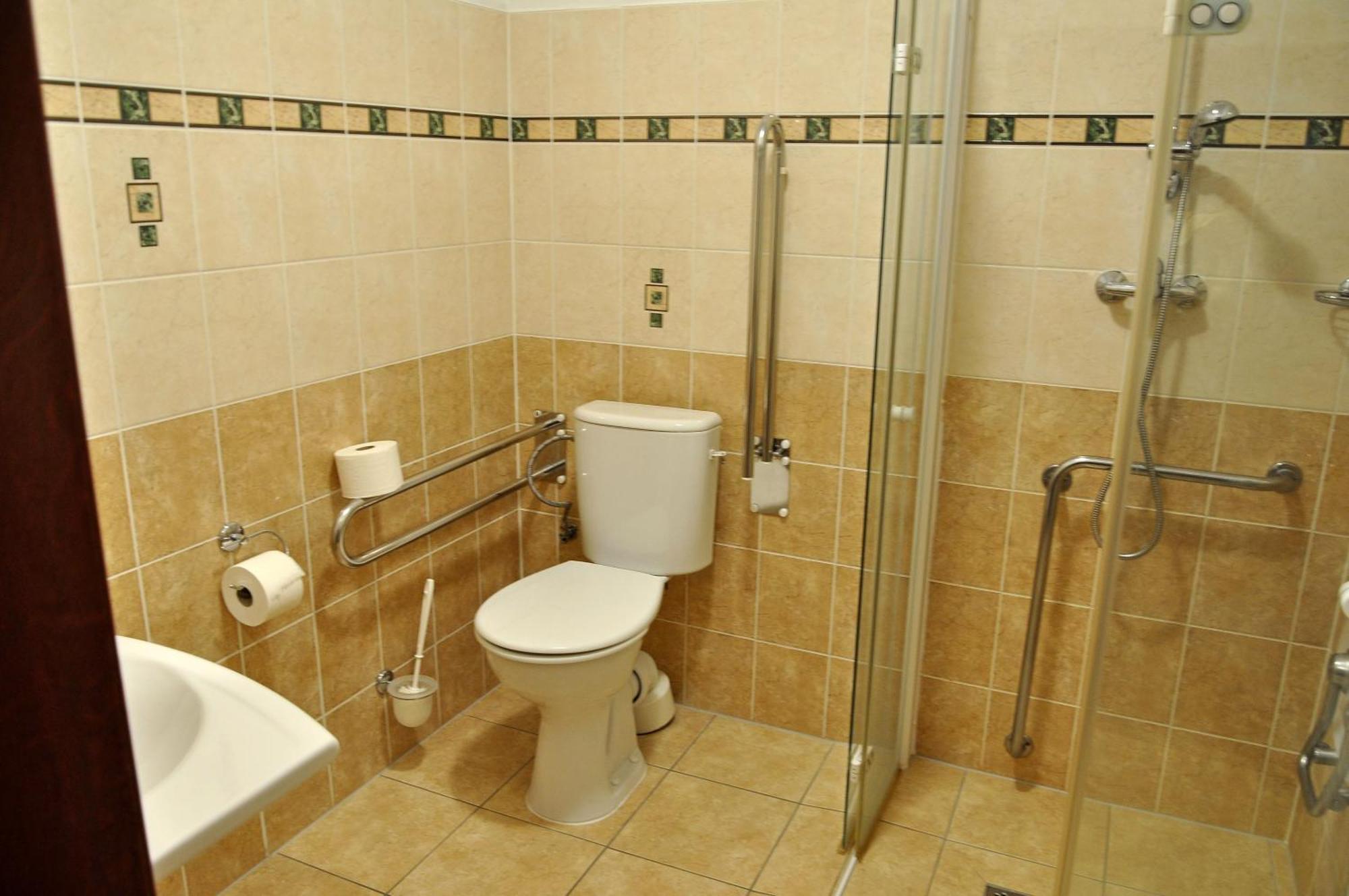 Hotel Cisar Ferdinand Loket Ruang foto