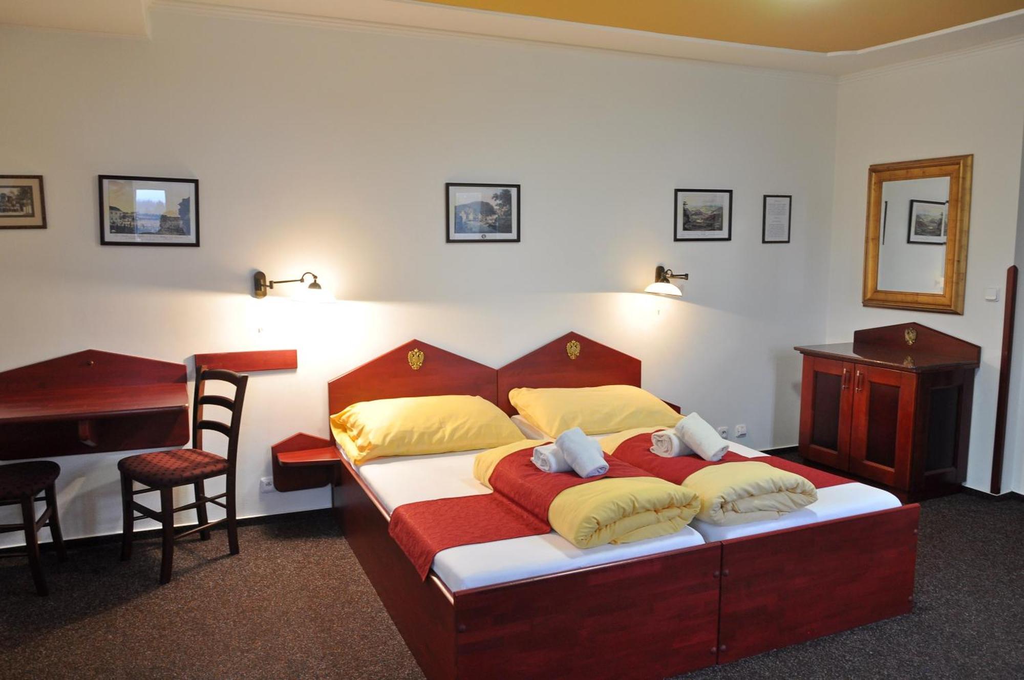 Hotel Cisar Ferdinand Loket Ruang foto